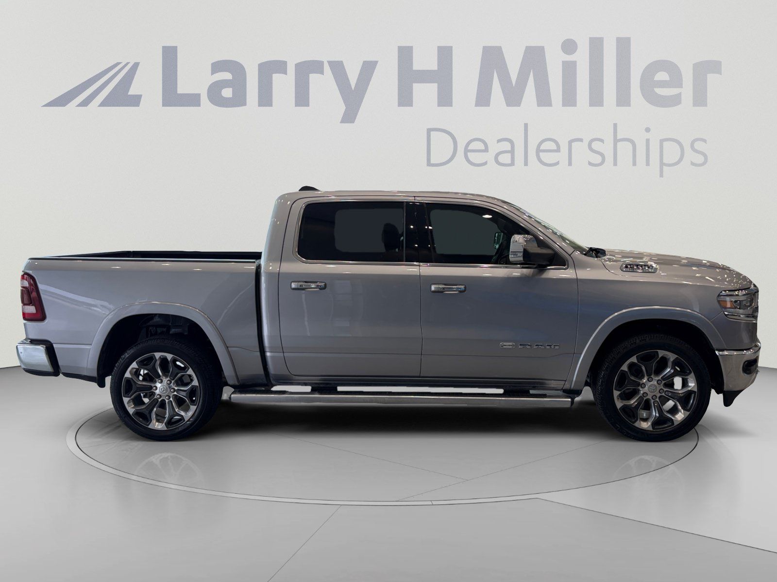 Used 2019 RAM 1500 Limited w/ Trailer Tow Group AWD/4WD image 6