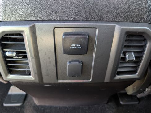 Used 2016 Ford F150 XLT w/ Equipment Group 302A Luxury image 15