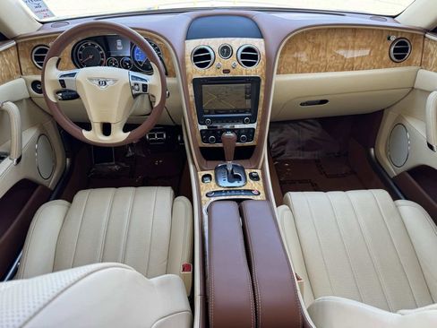 Used 2014 Bentley Flying Spur W12 image 20