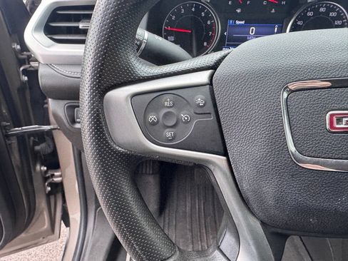 Used 2023 GMC Acadia SLE w/ LPO, Floor Liner Package FWD image 13