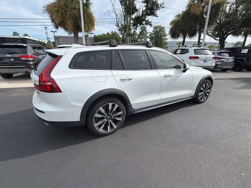 Used 2021 Volvo V60 T5 Cross Country w/ Climate Package AWD/4WD image 16