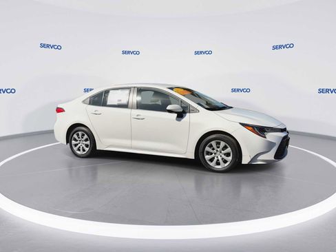 Used 2024 Toyota Corolla LE image 9