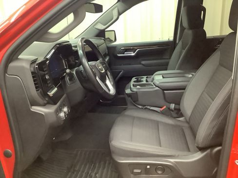 Used 2022 GMC Sierra 1500 Elevation AWD/4WD image 12