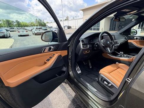 Used 2022 BMW X5 xDrive40i w/ M Sport Package AWD/4WD image 7