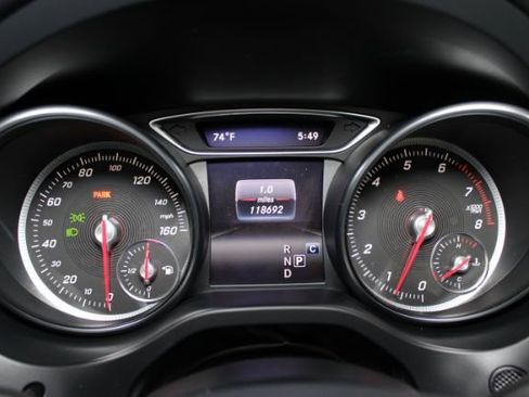 Used 2018 Mercedes-Benz GLA 250 4MATIC image 20