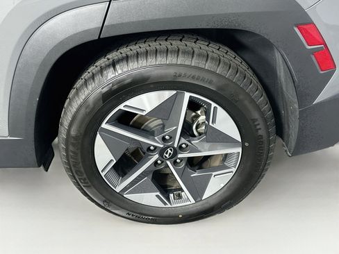 Used 2025 Hyundai Tucson SEL FWD image 11