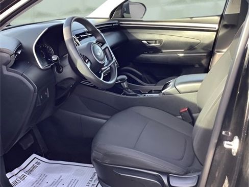 Used 2024 Hyundai Tucson SE image 11