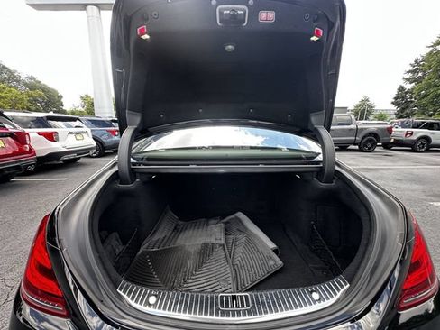 Used 2018 Mercedes-Benz S 560 4MATIC Sedan image 41