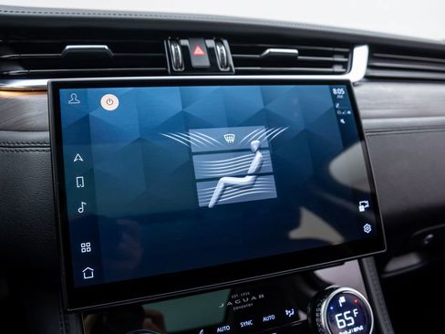 Used 2022 Jaguar F-PACE S image 27