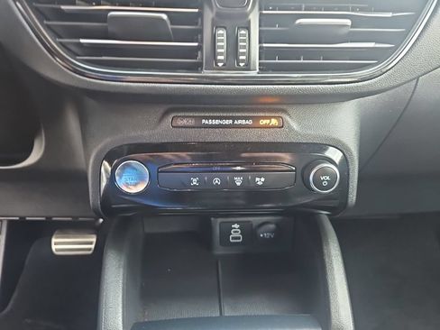 Used 2024 Ford Escape ST-Line w/ Tech Pack #1 AWD/4WD image 18