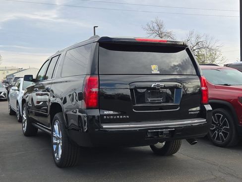 Used 2019 Chevrolet Suburban Premier w/ Premier Plus Edition image 10