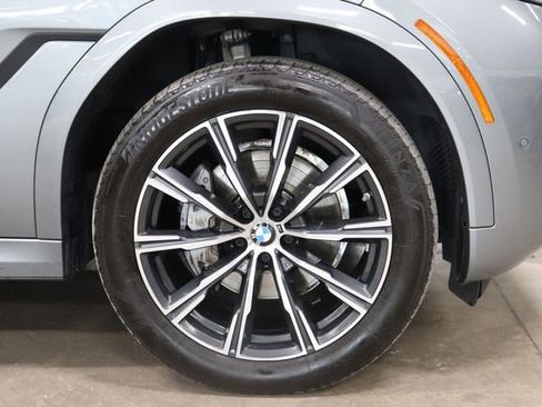 Used 2026 BMW X6 xDrive40i AWD/4WD image 39