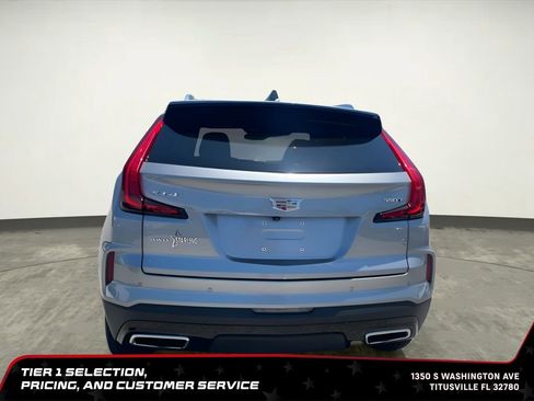 Used 2024 Cadillac XT4 Premium Luxury AWD/4WD image 4