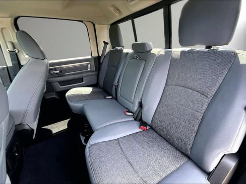 Used 2016 RAM 1500 Big Horn AWD/4WD image 23