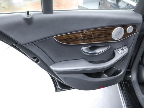 Used 2018 Mercedes-Benz C 300 4MATIC Sedan image 20