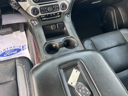 Used 2019 GMC Yukon SLT image 26