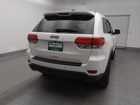 Used 2018 Jeep Grand Cherokee Laredo RWD image 7