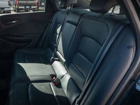 Used 2024 Chevrolet Malibu LT image 40