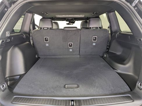 New 2025 Jeep Grand Cherokee Altitude image 27