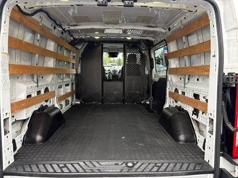 Used 2017 Ford Transit 250 130 Low Roof w/ Exterior Upgrade Package RWD image 18