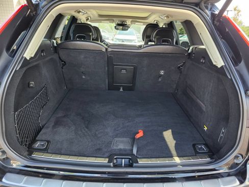 Used 2018 Volvo XC60 T6 Inscription w/ Convenience Package AWD/4WD image 30