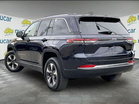 Used 2023 Jeep Grand Cherokee 4WD 4xe w/ Luxury Tech Group II image 4