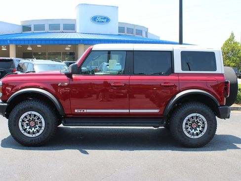 New 2026 Ford Bronco Outer Banks w/ Sasquatch Package AWD/4WD image 13
