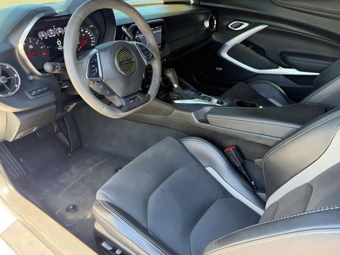Used 2022 Chevrolet Camaro SS image 16