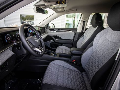 New 2026 Volkswagen Tiguan S FWD image 24