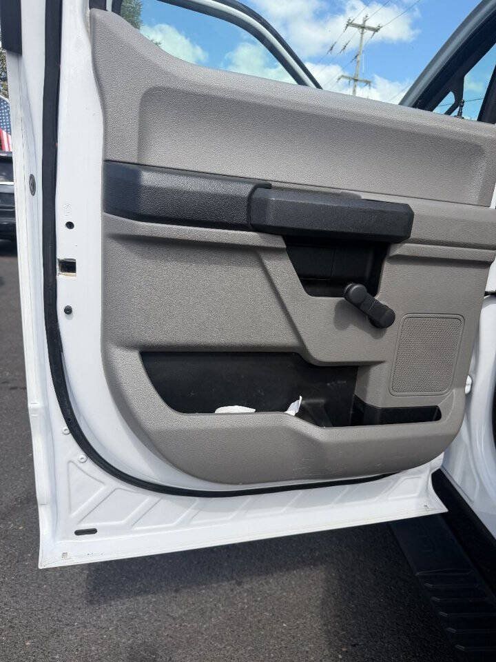 Used 2018 Ford F350 XL AWD/4WD image 7