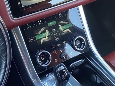 Used 2019 Land Rover Range Rover Sport HSE Dynamic image 17