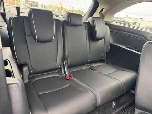 Certified 2026 Honda Odyssey Touring image 12