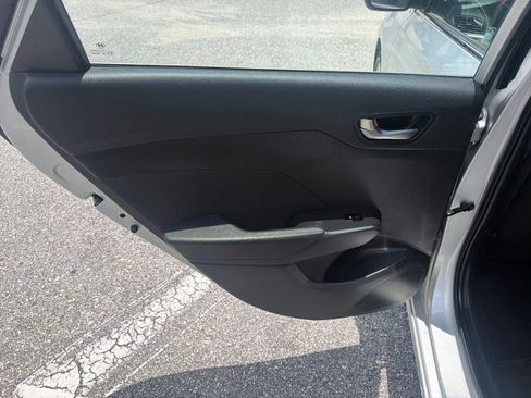 Used 2020 Hyundai Accent SEL FWD image 15
