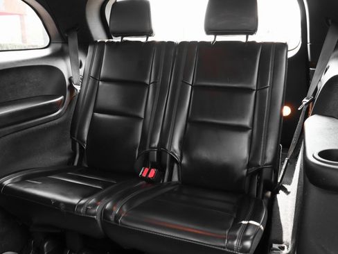Used 2019 Dodge Durango SXT image 32