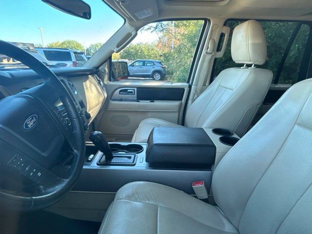 Used 2017 Ford Expedition EL XLT w/ Equipment Group 202A AWD/4WD image 10