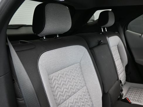 Used 2023 Chevrolet Equinox LS w/ Sport Edition image 33