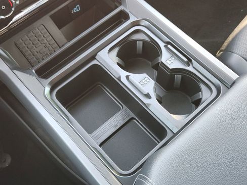 New 2026 Ford F250 Lariat w/ Black Appearance Package image 21