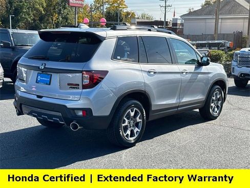 Certified 2023 Honda Passport TrailSport image 2