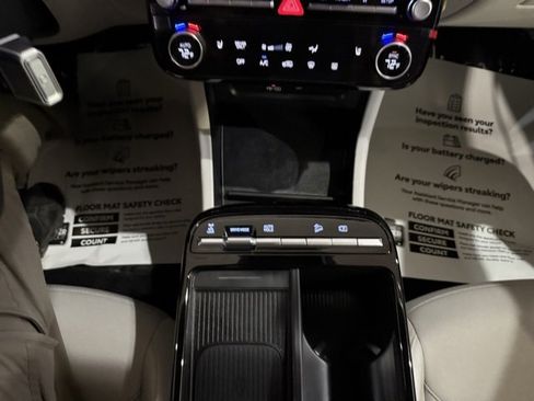 New 2025 Hyundai Tucson Blue image 24