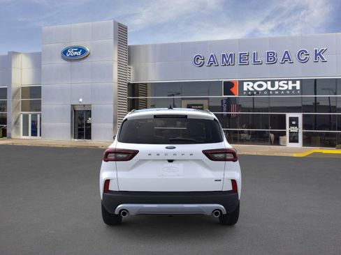 New 2025 Ford Escape Base w/ PHEV Premium Package image 5