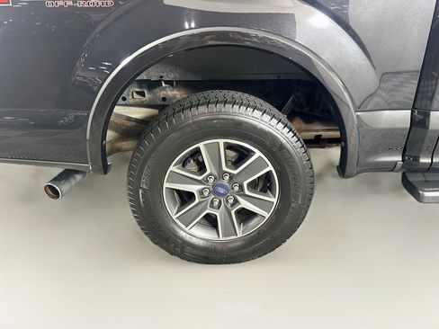 Used 2015 Ford F150 Lariat AWD/4WD image 11