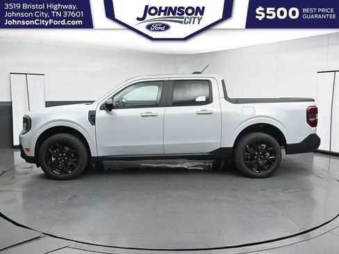 New 2026 Ford Maverick Lariat w/ Black Appearance Package AWD/4WD image 8
