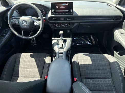 Certified 2025 Honda HR-V LX image 15