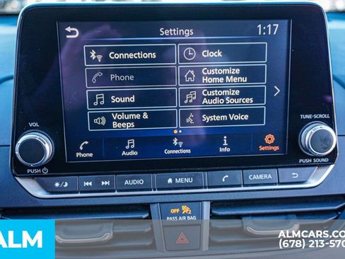 Used 2024 Nissan Altima 2.5 SV image 34