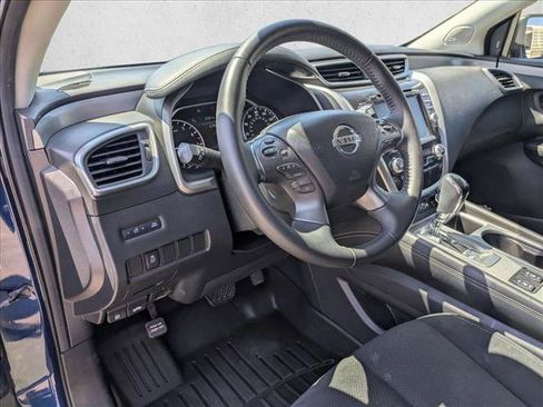Used 2019 Nissan Murano SV w/ Premium Package AWD/4WD image 10