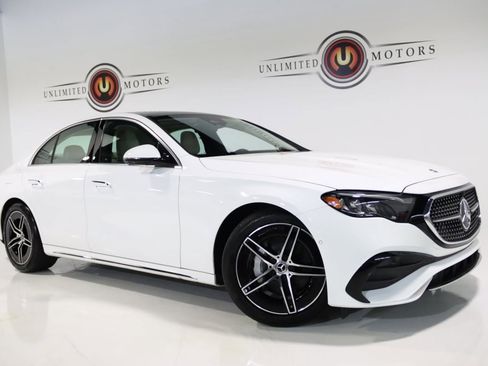 Used 2025 Mercedes-Benz E 350 4MATIC Sedan image 74