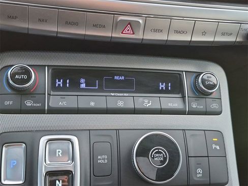 Used 2021 Hyundai Palisade SEL w/ Premium Package image 19