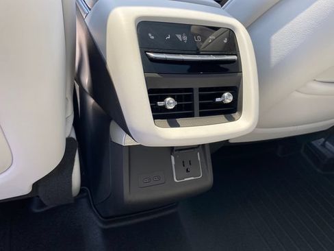 Certified 2024 Cadillac Lyriq Luxury AWD/4WD image 22