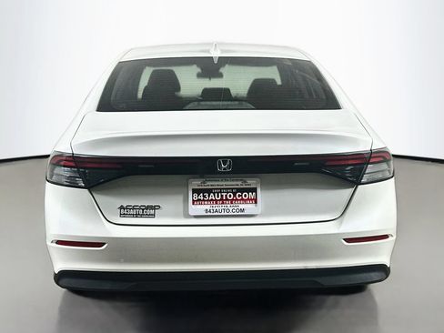Used 2023 Honda Accord EX image 6