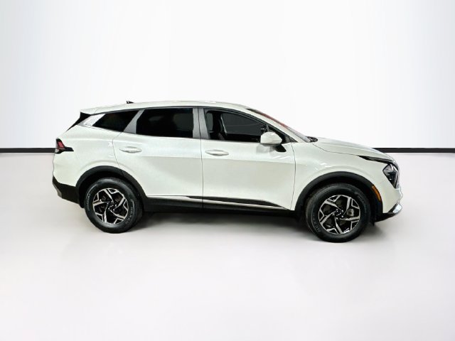 Certified 2023 Kia Sportage LX AWD/4WD image 8
